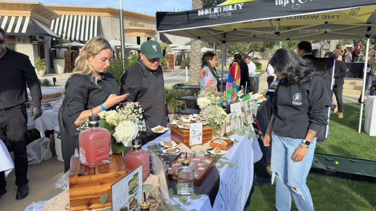 55213640864_ef915bf146_k