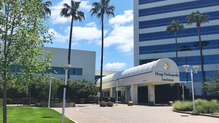Hoag Orthopedic Institute entramce crop