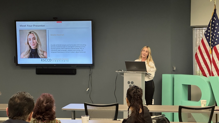 55185846566_4fc693087f_k